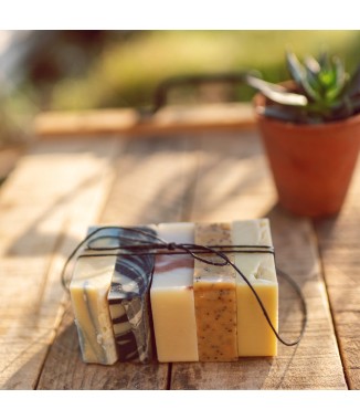 Savon suspendu en attente